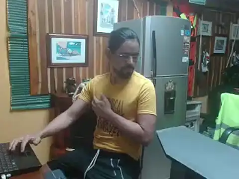 Dr Pocholate84 online show from 01-28-25, 05:54