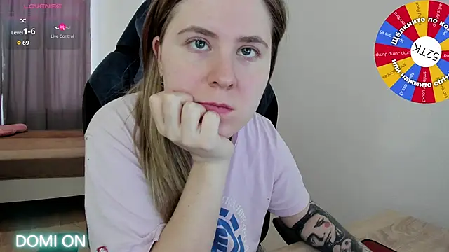 Olivia Munk online show from 02-17-25, 07:26