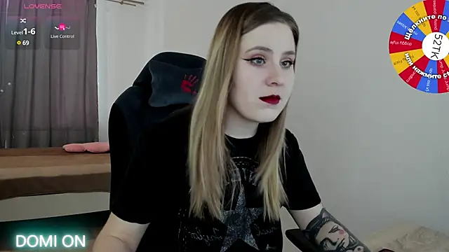 Olivia Munk online show from 02-18-25, 07:43