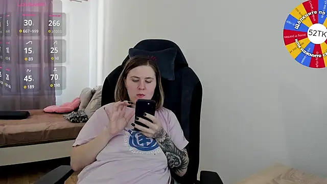 Olivia Munk online show from 02-20-25, 09:11