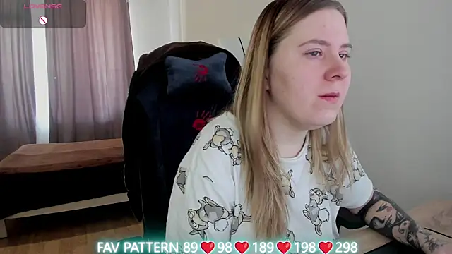 Olivia Munk online show from 03-23-25, 06:47