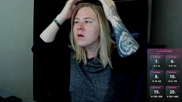 Snapshot of Olivia_Munk chatting on 07-19-26, 05:11 Olivia Munk online show from 07-19-26, 05:11