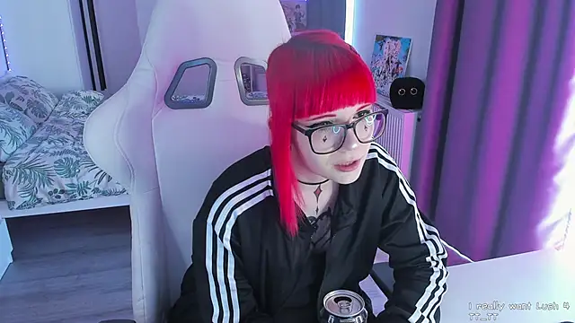 Snapshot of Yumi_Youkai chatting on 02-19-25, 08:33 Yumi Youkai online show from 02-19-25, 08:33