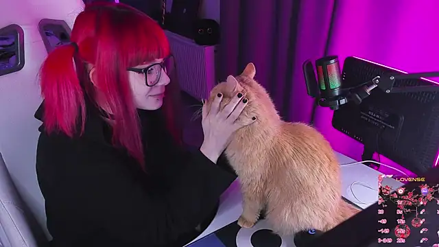 Snapshot of Yumi_Youkai chatting on 10-16-25, 12:55 Yumi Youkai online show from 10-16-25, 12:55