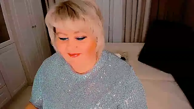 Snapshot of BIGTITSBBW chatting on 01-27-25, 05:26 BIGTITSBBW online show from 01-27-25, 05:26