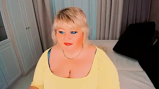Snapshot of BIGTITSBBW chatting on 03-02-25, 03:16 BIGTITSBBW online show from 03-02-25, 03:16