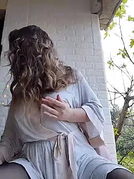 Snapshot of SexyMichellexo chatting on 01-09-25, 01:24 SexyMichellexo online show from 01-09-25, 01:24