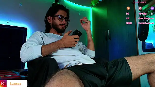 Snapshot of kuzzcoo chatting on 02-24-26, 12:36 kuzzcoo online show from 02-24-26, 12:36