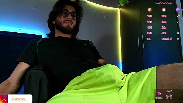 Snapshot of kuzzcoo chatting on 02-26-26, 12:04 kuzzcoo online show from 02-26-26, 12:04