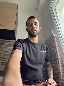 ElChapoGuzman95 online show from 04-09-26, 04:56