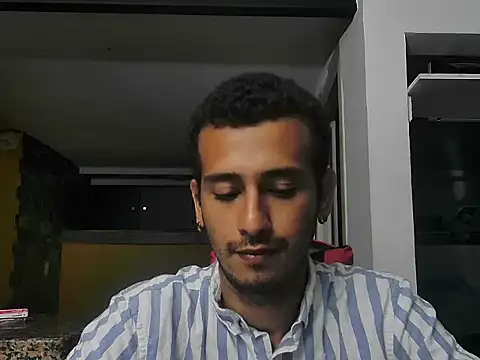 talktome4 online show from 04-07-26, 02:45