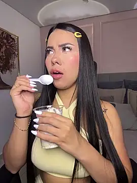 Miss blue69 online show from 04-24-26, 01:41