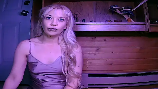 lyra rose online show from 03-22-25, 04:56