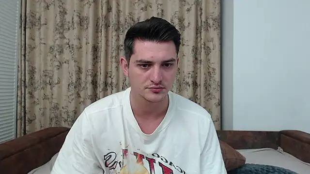 Snapshot of AndyFame chatting on 12-06-24, 03:19 AndyFame online show from 12-06-24, 03:19