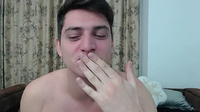 Snapshot of AndyFame chatting on 12-14-24, 07:18 AndyFame online show from 12-14-24, 07:18