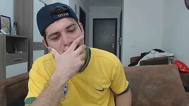 Snapshot of AndyFame chatting on 02-19-25, 03:50 AndyFame online show from 02-19-25, 03:50