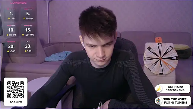 Snapshot of dantebigboi300 chatting on 12-10-24, 05:22 dantebigboi300 online show from 12-10-24, 05:22