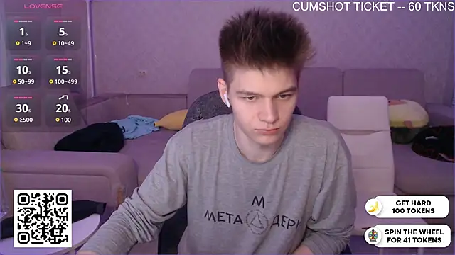 Snapshot of dantebigboi300 chatting on 12-11-24, 09:01 dantebigboi300 online show from 12-11-24, 09:01