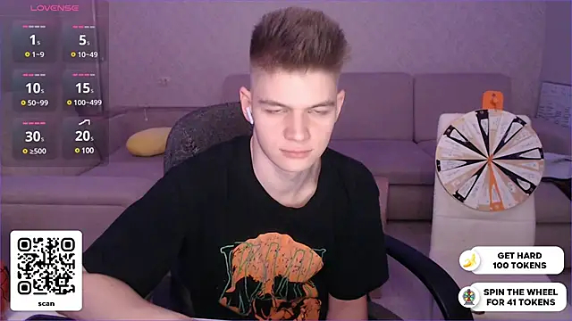 Snapshot of dantebigboi300 chatting on 12-16-24, 07:00 dantebigboi300 online show from 12-16-24, 07:00