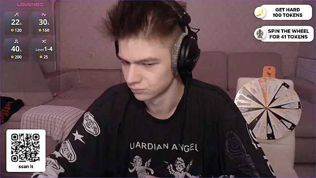 Snapshot of dantebigboi300 chatting on 01-04-25, 04:22 dantebigboi300 online show from 01-04-25, 04:22