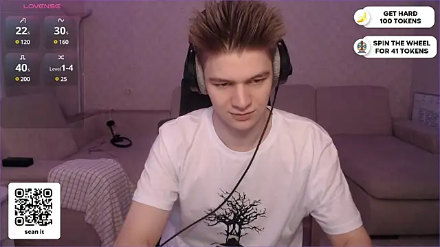 Snapshot of dantebigboi300 chatting on 01-11-25, 06:01 dantebigboi300 online show from 01-11-25, 06:01