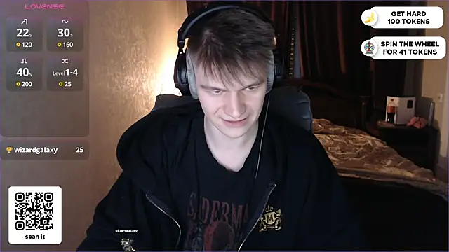 Snapshot of dantebigboi300 chatting on 02-13-25, 06:27 dantebigboi300 online show from 02-13-25, 06:27