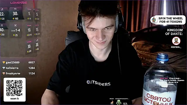 Snapshot of dantebigboi300 chatting on 02-22-25, 03:34 dantebigboi300 online show from 02-22-25, 03:34