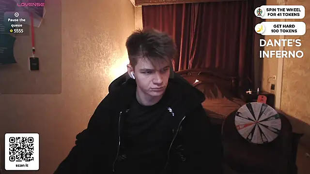 Snapshot of dantebigboi300 chatting on 03-18-25, 05:53 dantebigboi300 online show from 03-18-25, 05:53