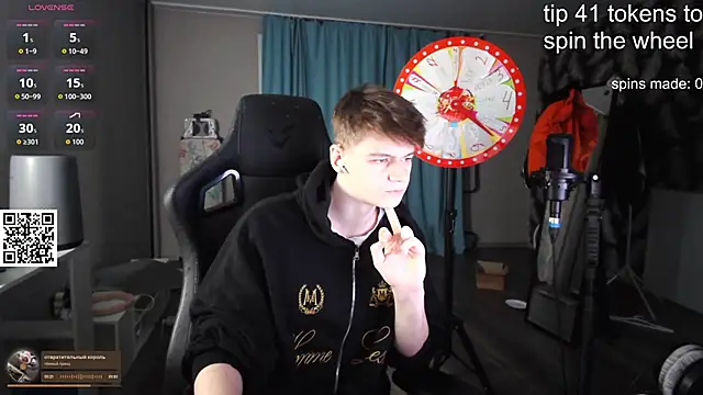 Snapshot of dantebigboi300 chatting on 10-12-25, 01:32 dantebigboi300 online show from 10-12-25, 01:32