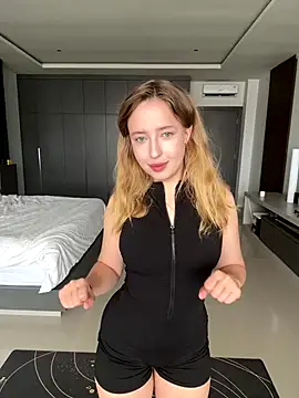 Nura n Sarah online show from 12-05-25, 05:27