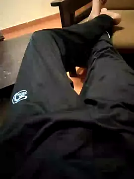 Snapshot of maroodick chatting on 02-08-25, 10:08 maroodick online show from 02-08-25, 10:08