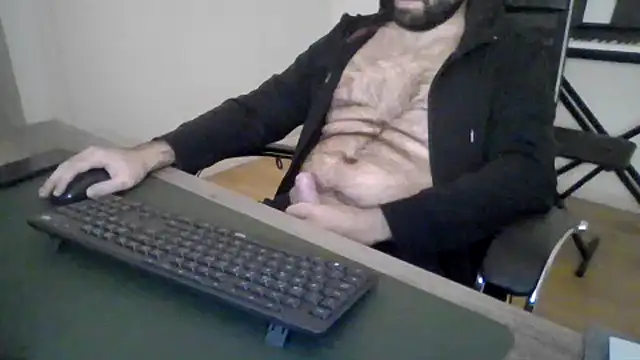 Snapshot of joaodias_97 chatting on 11-18-25, 06:01 joaodias 97 online show from 11-18-25, 06:01