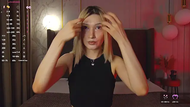 CarolReeves online show from 04-22-26, 04:19