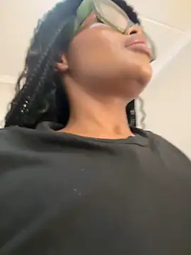 Snapshot of Neelo-Smith chatting on 02-23-25, 09:59 Neelo-Smith online show from 02-23-25, 09:59