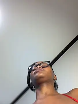 Snapshot of Neelo-Smith chatting on 05-16-26, 11:42 Neelo-Smith online show from 05-16-26, 11:42
