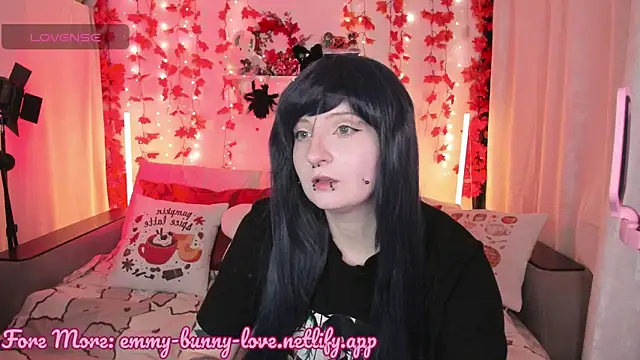 EmmyBunny online show from 09-26-25, 03:27