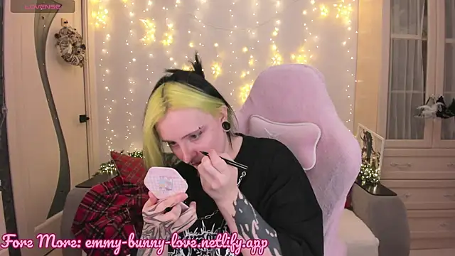 EmmyBunny online show from 01-08-26, 04:20