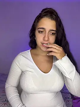 Alicia Ruiz online show from 11-14-25, 10:07