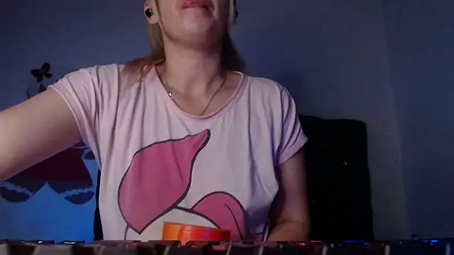 69liamilk69 online show from 01-13-26, 03:45