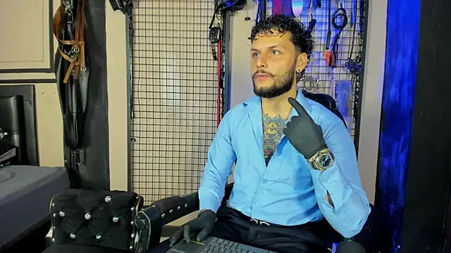 Twisted Fantasy online show from 04-08-26, 03:28