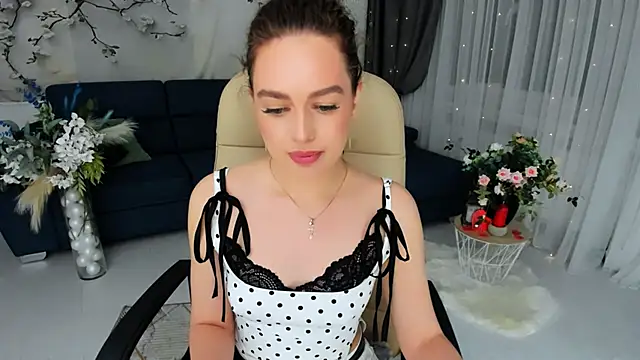 MiracleCurly online show from 04-23-26, 07:27