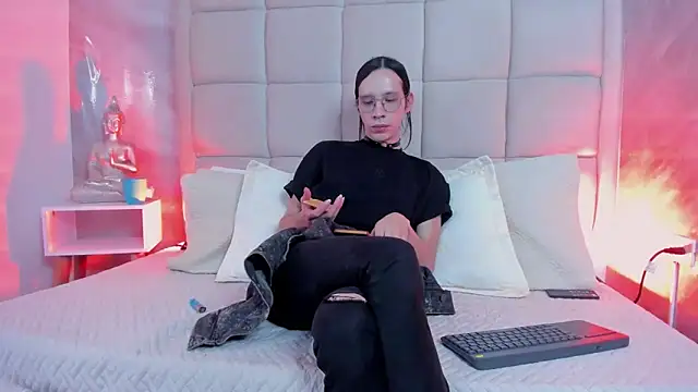 Hecatee 77 online show from 11-13-25, 07:57