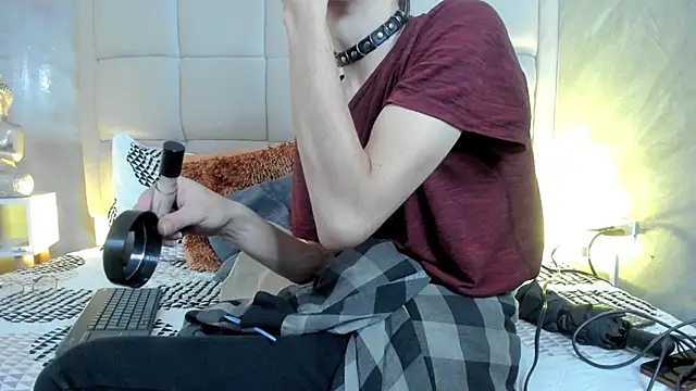 Hecatee 77 online show from 02-20-26, 07:58