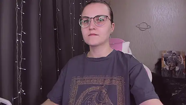 MissBrightShine online show from 10-29-25, 11:56