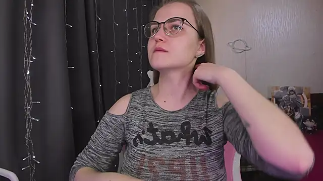 MissBrightShine online show from 02-13-26, 10:55