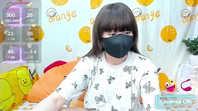 alonelove   online show from 04-17-26, 02:25