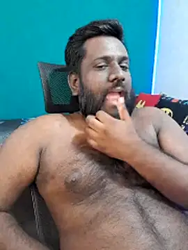 Rayansmith  online show from 03-25-26, 12:38