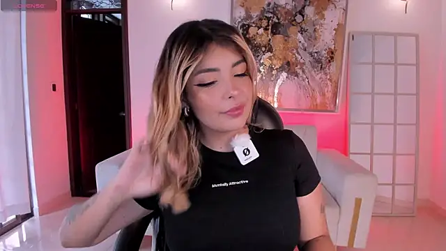 LisaMonroe  online show from 01-21-25, 07:50