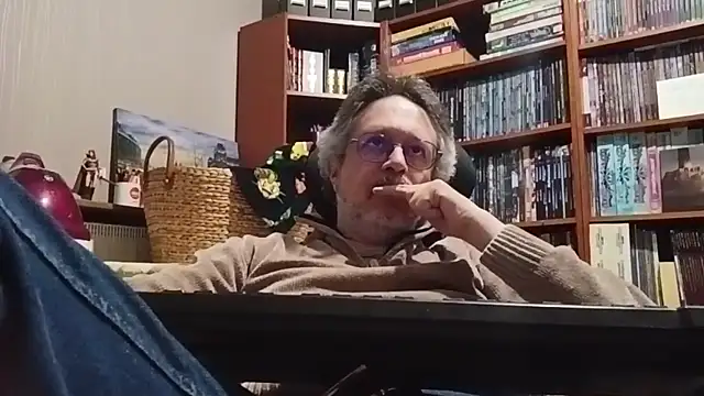 Mandra is a whore online show from 10-25-25, 10:04