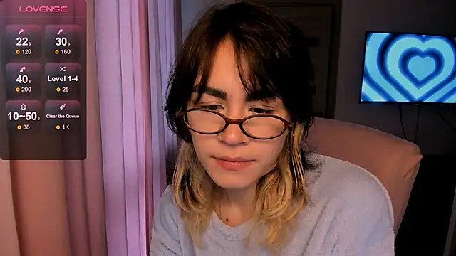 Snapshot of _selectrra chatting on 01-10-25, 11:11 selectrra online show from 01-10-25, 11:11